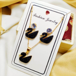 Black Swan Duck Shape With Golden Chain